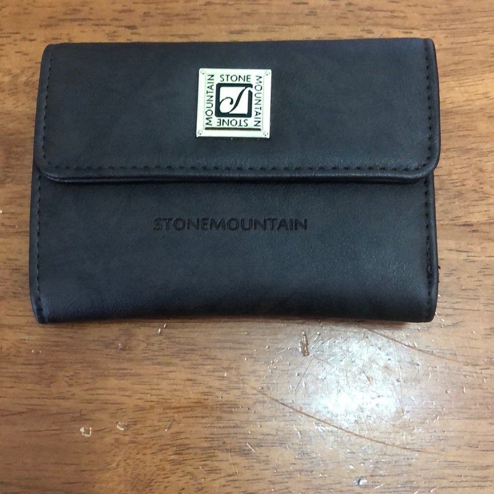 Stone Mountain Leather women’s Wallet